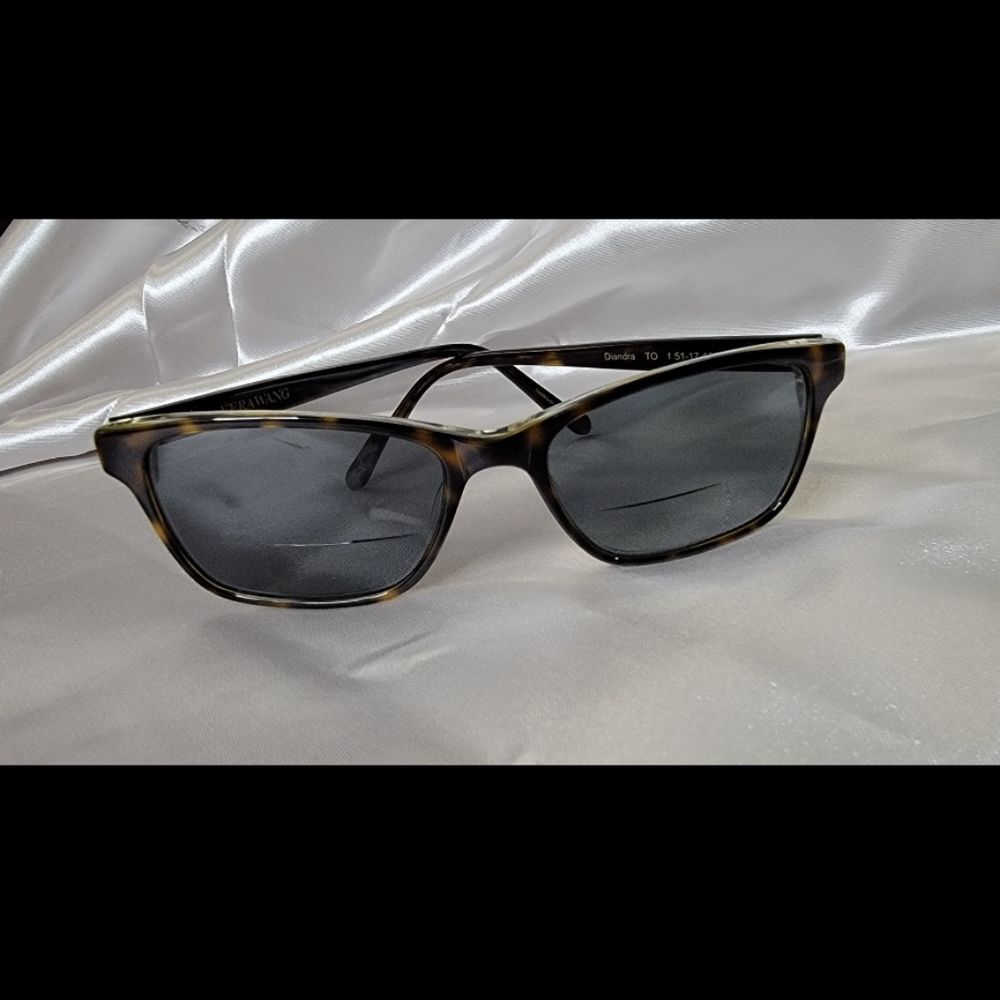 Vera Wang Diandra rx frames